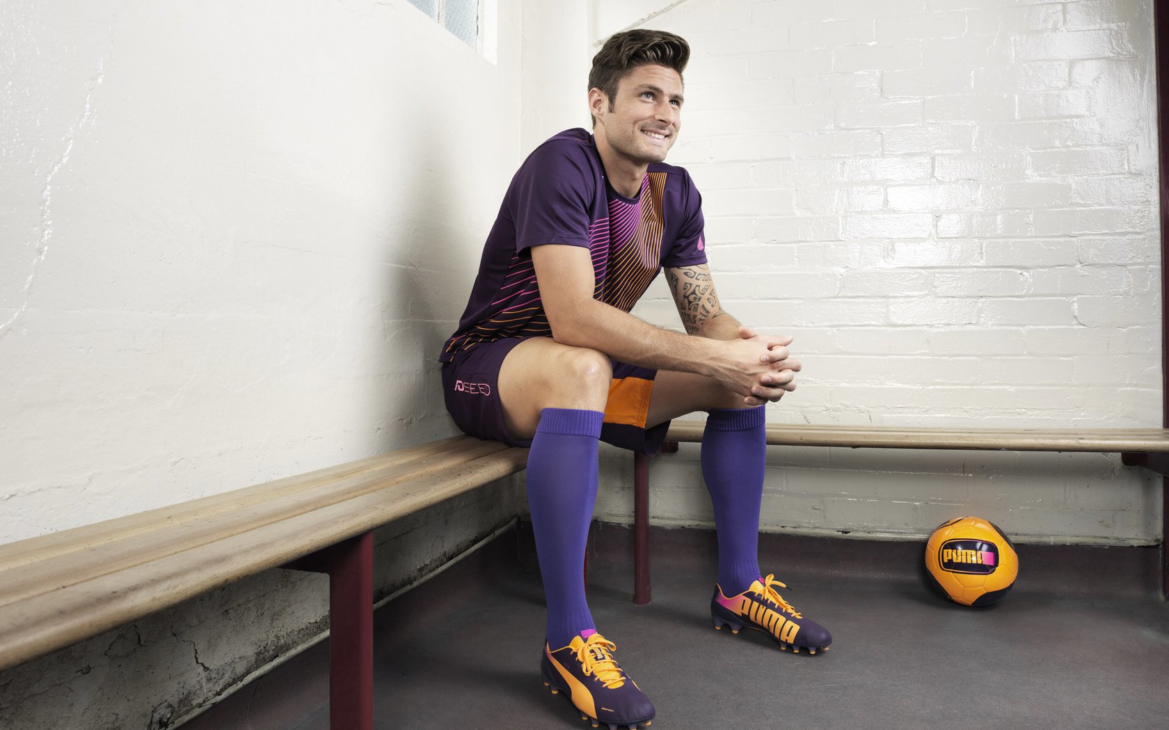 恩多耶-布鲁阿尔决赛冲刺惊艳全场，恩内斯特·布鲁佛